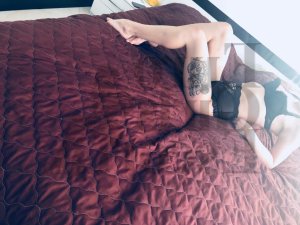 Lyla-rose erotic massage & escort